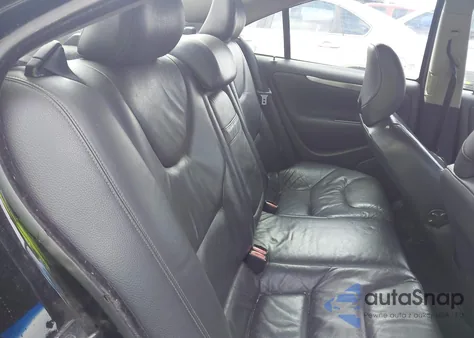 2008 Volvo S60 2.5T z USA, uszkodzony, nr VIN YV1RS592282684854